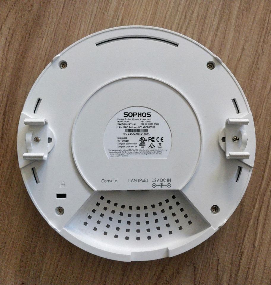 Sophos AP15C Access Point 2,4/5 GHz WLAN in Augsburg