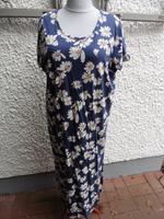 Blumiges bpc Maxi Kleid 48/50 dunkelblau weiß ocker Bayern - Landshut Vorschau