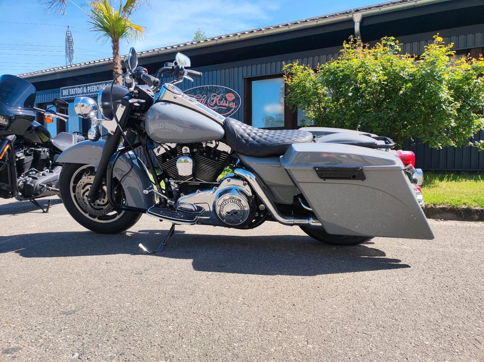 Harley*Road King*Police*1690* in Neubrandenburg