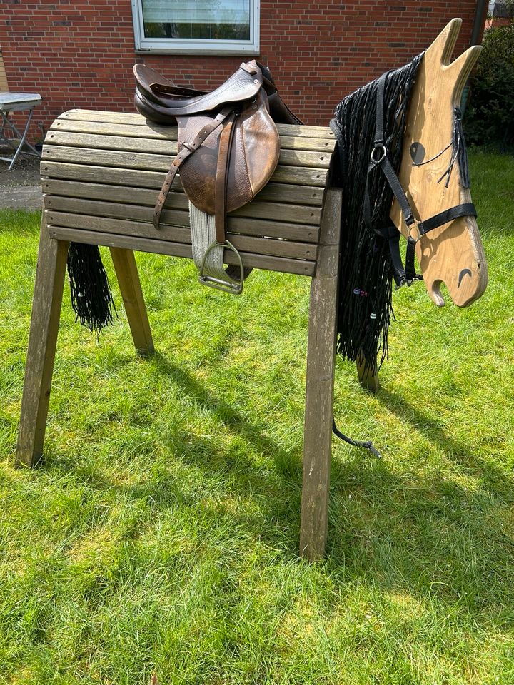 Holzpferd groß Sitzhöhe 125 cm in Saerbeck