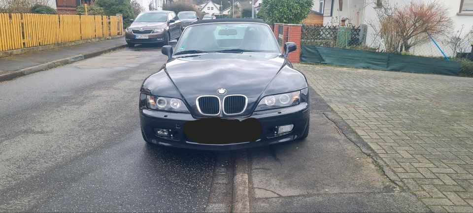 BMW Z3 ROADSTER 2.2Liter/Cabrio/LEDER/Sitzheizung/elektrische Fen in Marburg