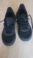 schwarze Asics Turnschuhe Gr.39 Dresden - Prohlis-Nord Vorschau
