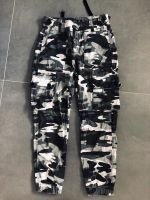 Bershka Cargo Hose 34 Nordrhein-Westfalen - Verl Vorschau