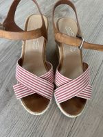 Wedges Schuhe Sandalen Pumps Tom Tailer rot gestreift 38 Schleswig-Holstein - Neuengörs Vorschau