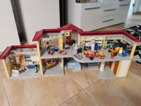 Playmobil große Schule mit Turnhalle und viel Zubehör Leipzig - Liebertwolkwitz Vorschau