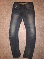 Coole G-Star Jeans Größe 26/34 neuwertig Nordrhein-Westfalen - Kevelaer Vorschau