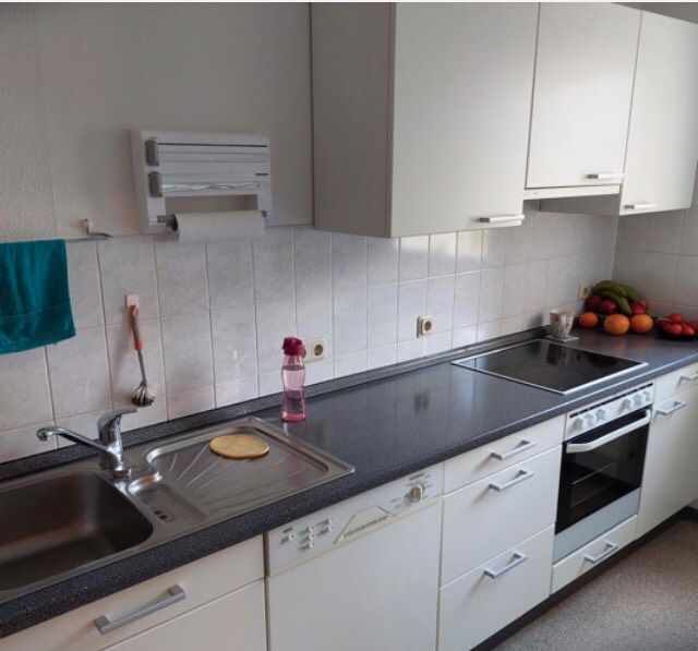 Tolle helle 3 ZKB Wohnung mit Einbauküche auch WG geeignet in Saarbrücken