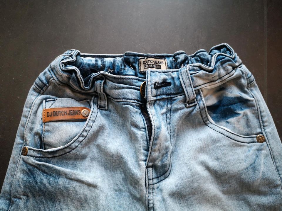 Dutch Jeans Jungen Gr. 128 im used Look in Hartmannsdorf