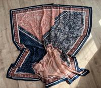Seidentuch 125cm x 125cm Bayern - Oberasbach Vorschau