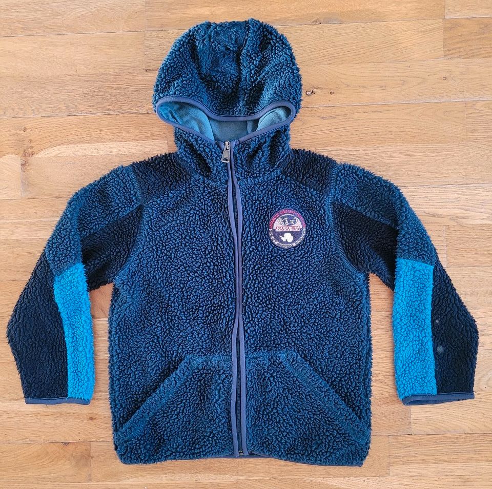 Napapijri Fleecefutter Gr.128 Kuscheljacke Teddyjacke in Barsinghausen