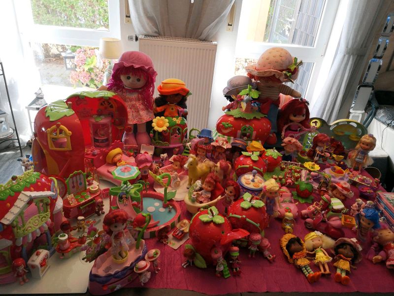 Emily Erdbeer - große Sammlung - Konvolut - Puppen - Spielzeug in Hessen -  Rosbach | Puppen günstig kaufen, gebraucht oder neu | eBay Kleinanzeigen  ist jetzt Kleinanzeigen