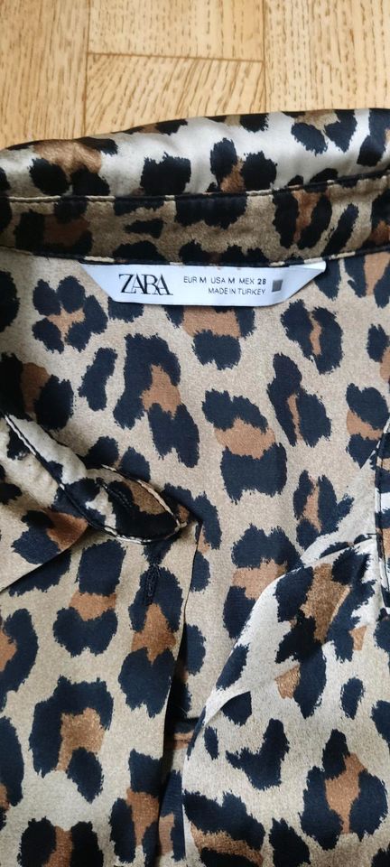 Satinbluse, Gr M, Zara in Eislingen (Fils)