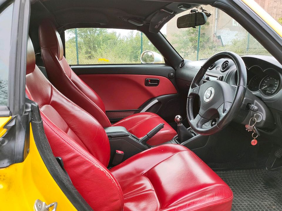 Daihatsu Copen 0.7 Turbo Sondermodell Sunshine in Leipzig