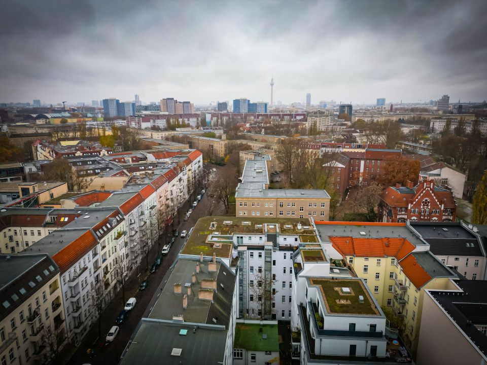 Attraktives Wohn -u. Geschäftshaus im Kiez von F-Hain in Berlin