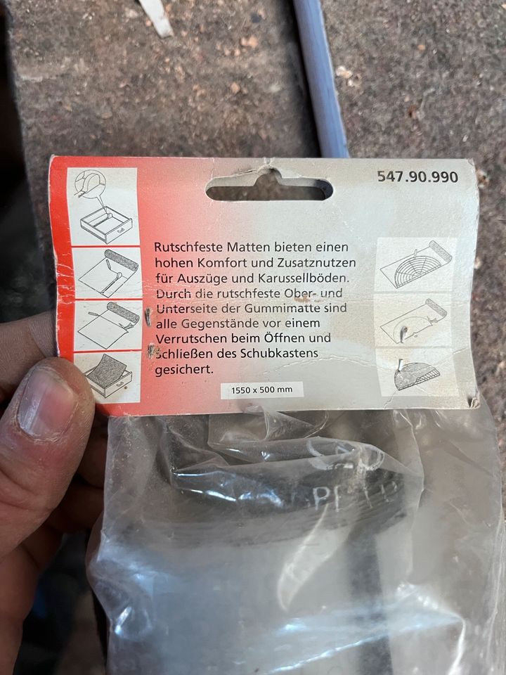 Rutschfeste Matte für Schubkasten in Haßfurt