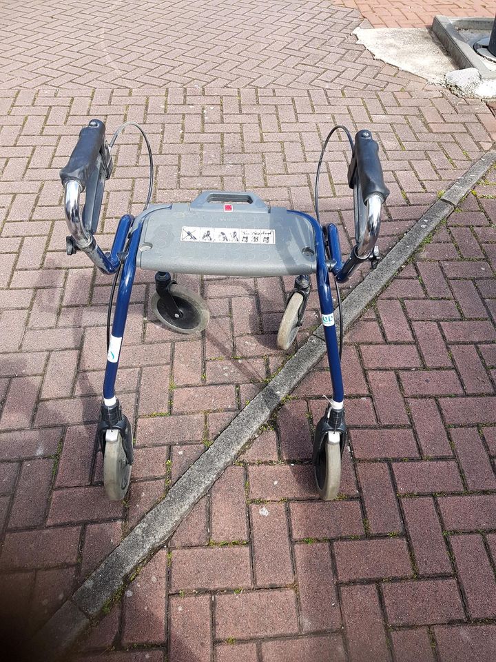 Rollator zusammenklabbar in Wichtshausen