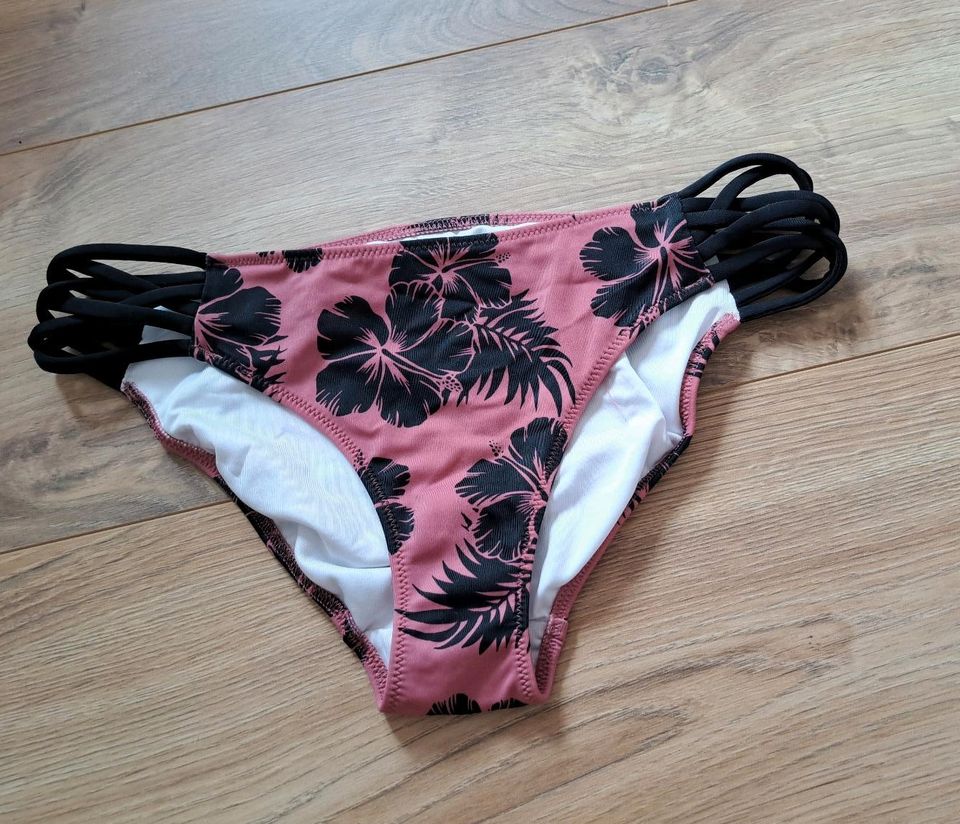 Victoria's Secret Pink Bikini Hose Größe S Blumen in Landau in der Pfalz