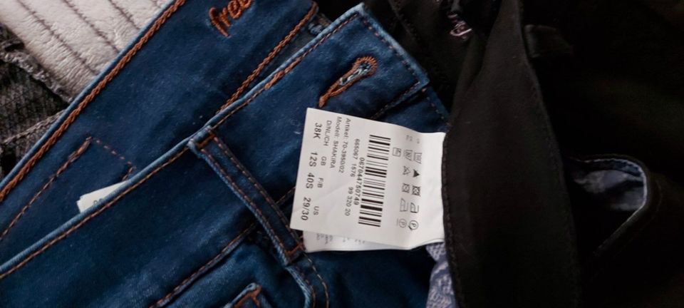 Brax Damenjeans free to move in Schleswig-Holstein - Norderstedt | eBay  Kleinanzeigen ist jetzt Kleinanzeigen