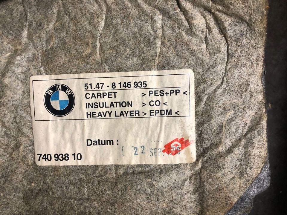 BMW E36 Compact Kofferraum Verkleidung Hell in Nettetal