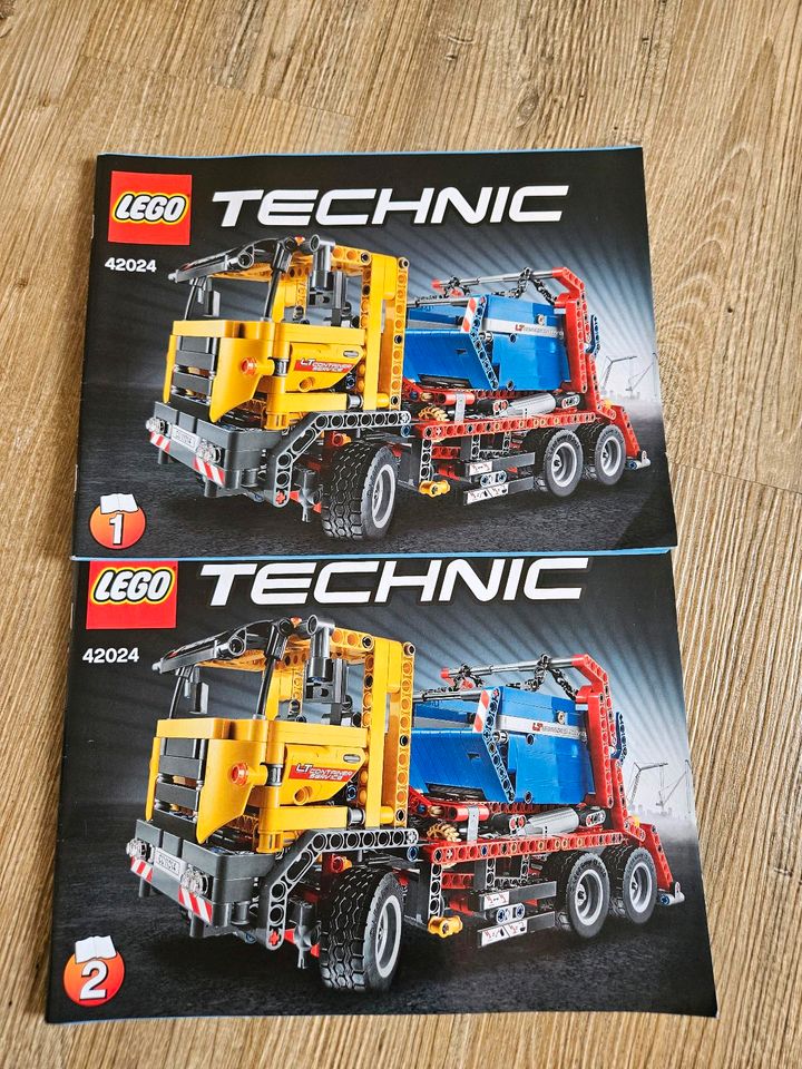 Lego Technic 42024  Container Truck in Mönchengladbach