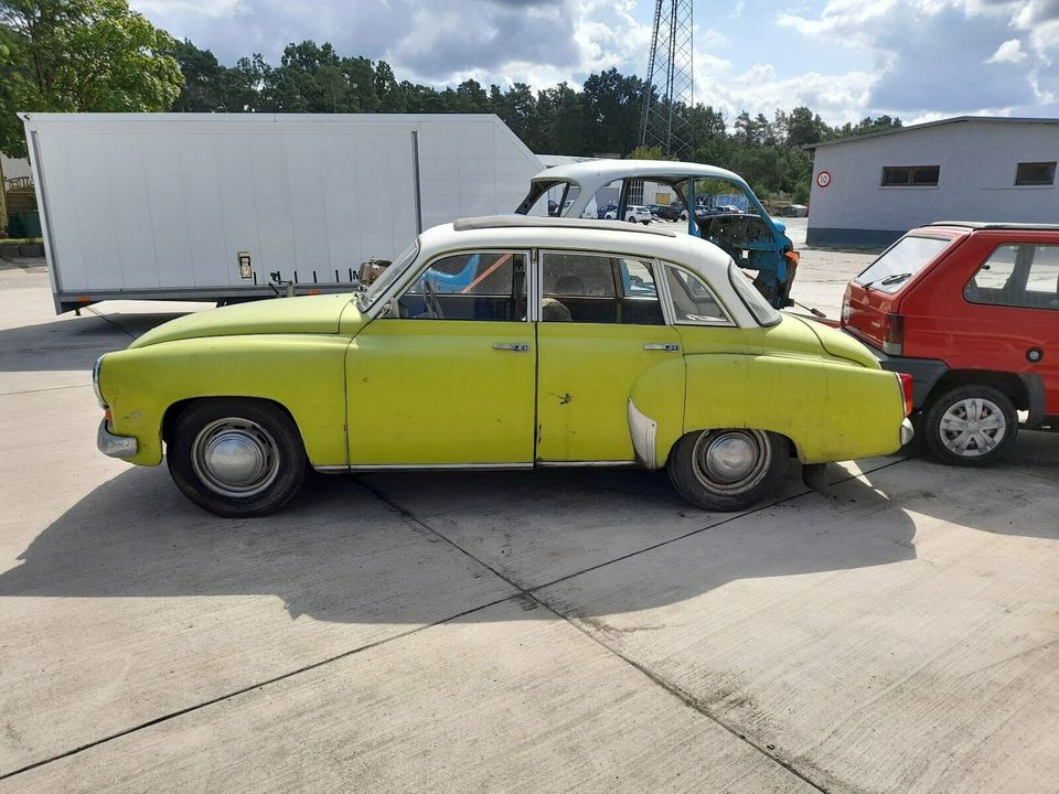 Wartburg 311 mit Faltdach in Dessau-Roßlau