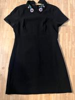Zara, schmal geschnittenes Minikleid mit Blüten aus Glasperlen  L Neuhausen-Nymphenburg - Neuhausen Vorschau