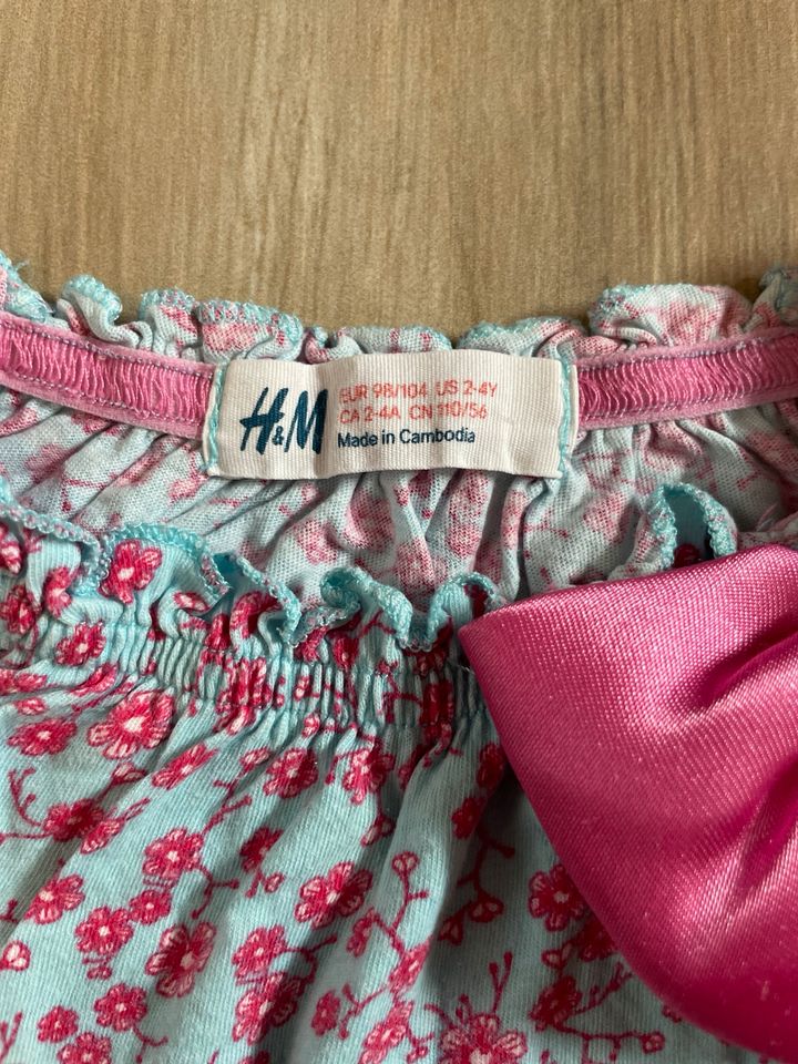 H&M t shirt türkis pink Hose pink in Spenge