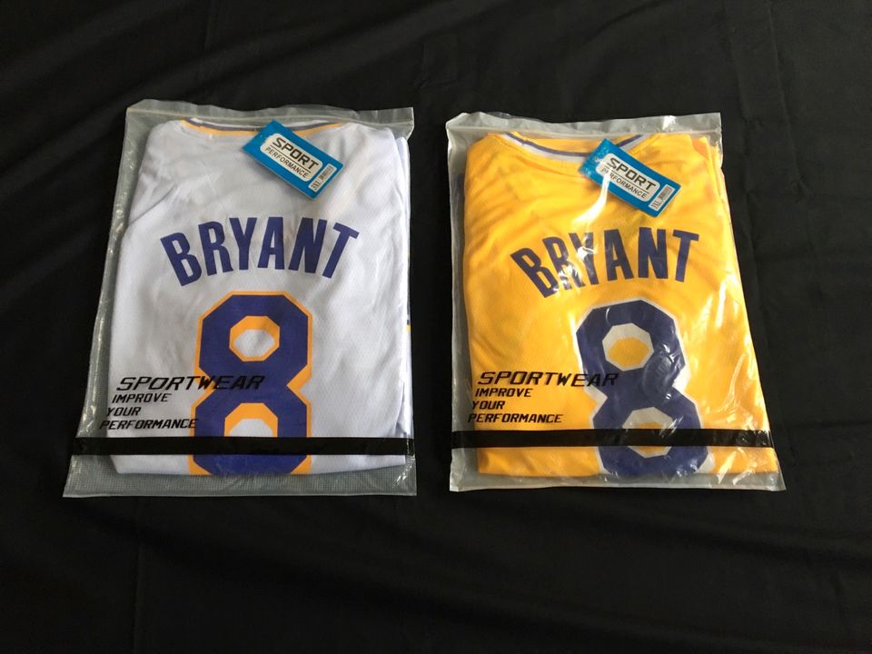 Brand New Kobe Bryant Rookie Basketball Game Uniforms - Angebot!! in Berlin