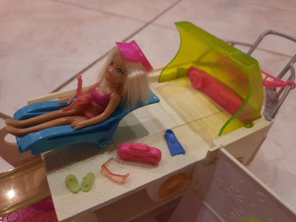 Polly Pocket Party-Boot in Langenbach