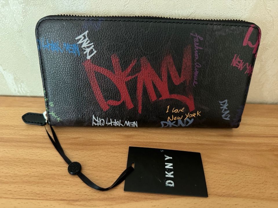 DKNY Damen Geldbörse in Viernheim