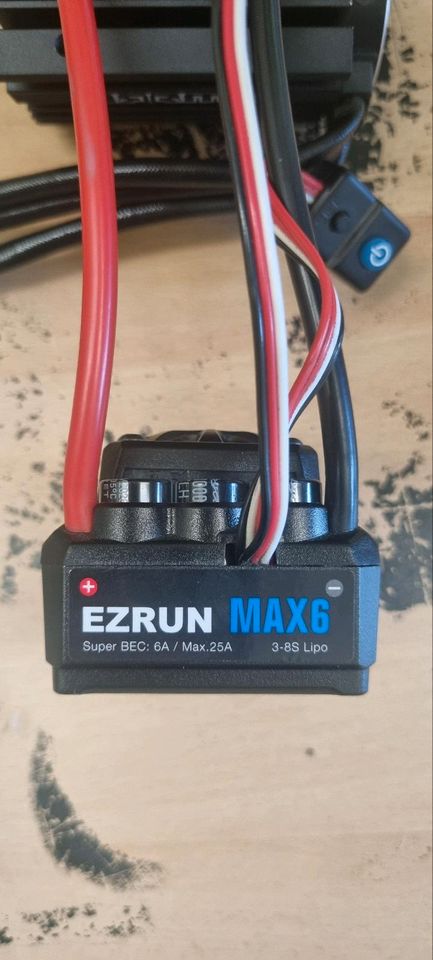 Spektrum 1250kv 8s mit Max6 Regler in Soest