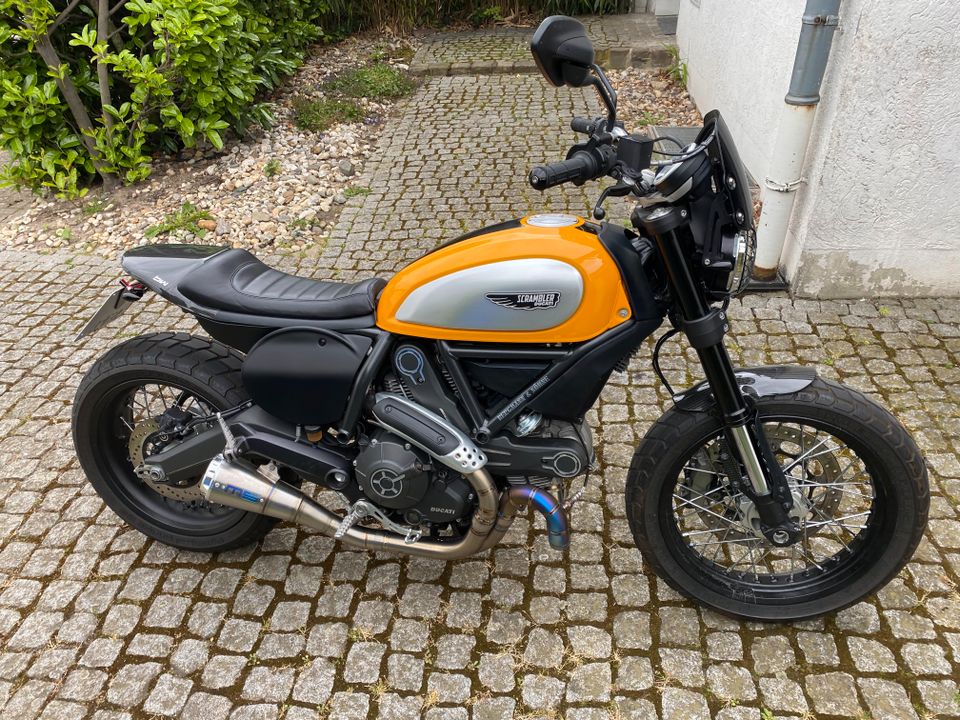 Ducati Scrambler 800 Classic Custom in Ratingen