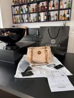 Versace Leder-Handtasche Tote Medusa Nordrhein-Westfalen - Lübbecke  Vorschau