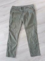 Esprit Damen Hose Chino Hose in Olive Gr. 44 Sachsen-Anhalt - Bernburg (Saale) Vorschau