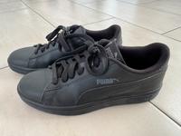 PUMA Smash Turnschuhe Sneaker v2 L Gr. 41 Schwarz Wie NEU Bayern - Kürnach Vorschau