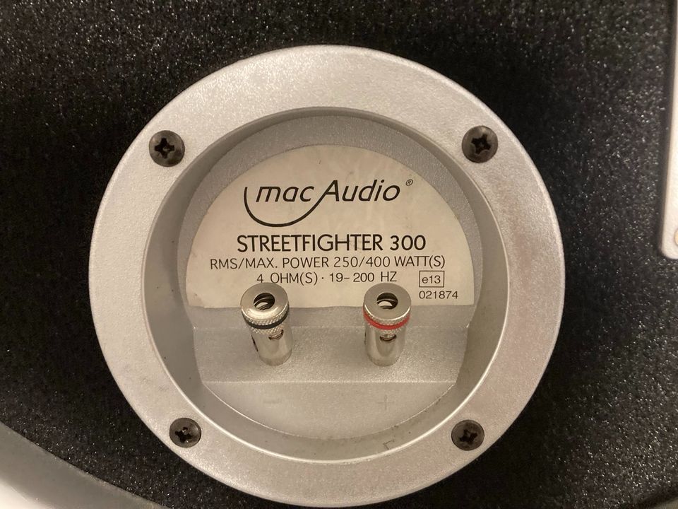 mac Audio Streetfighter 300 Bassrolle Subwoofer in Pfeffenhausen