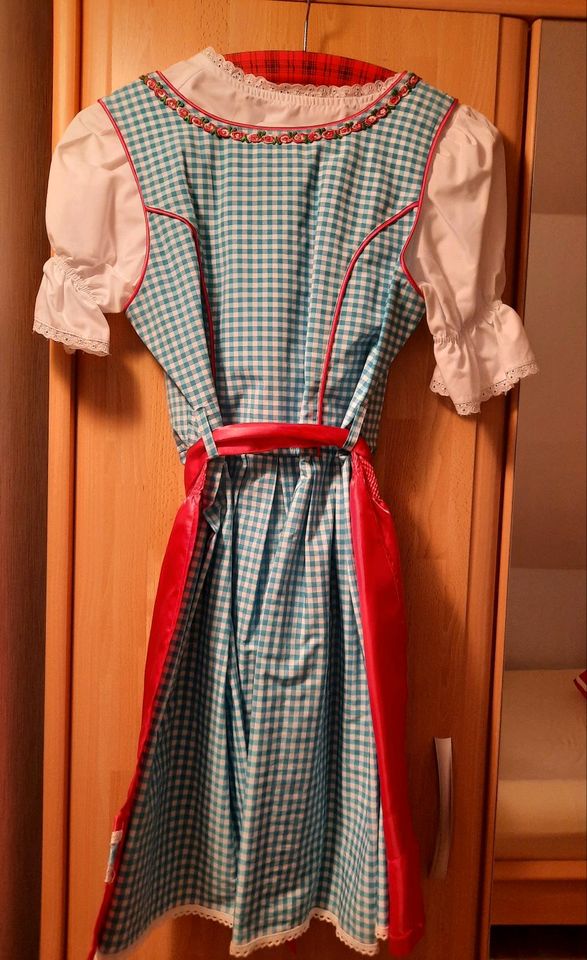 Dirndl Gr. 36 + Jacke, Taschen und Schmuck in Borgentreich