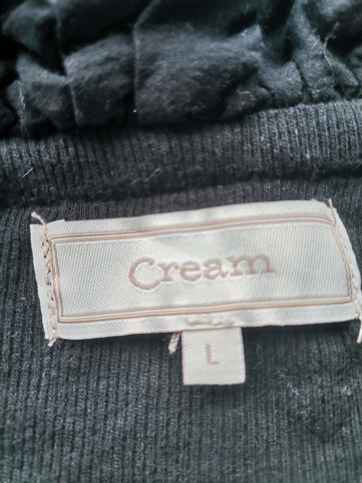 * verspielte Strickjacke von Cream in Heikendorf