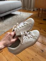 Acne Studios weiße Sneaker 39 Halbschuhe Berlin - Treptow Vorschau