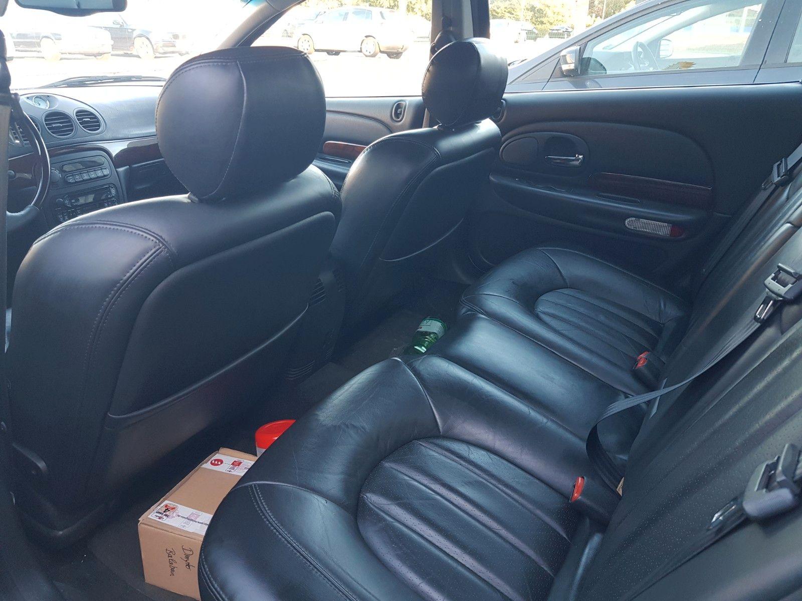 Abbildung des Autos Chrysler 300 M 3.5 V6 24…