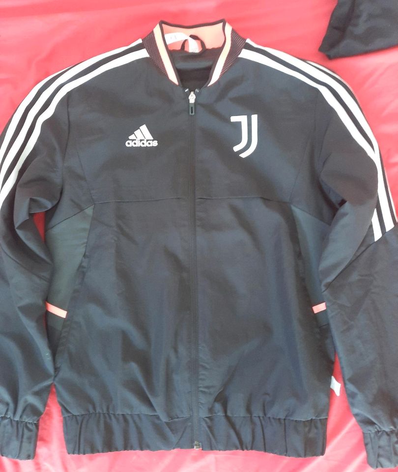 Juventus Jacke original in Bonn