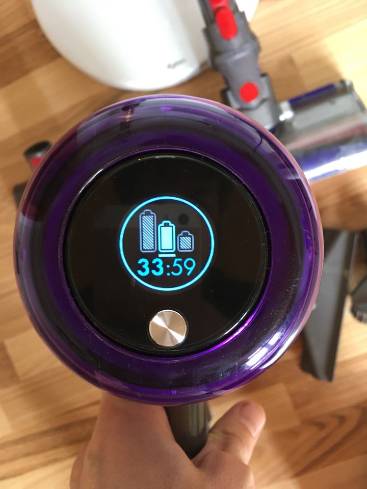 Dyson v11 absolute Pro in Hannover