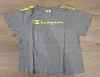 T-Shirt von Champion Größe 128/134  grau Baden-Württemberg - Gärtringen Vorschau