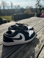 Jordans Low 40,5 Essen - Bredeney Vorschau