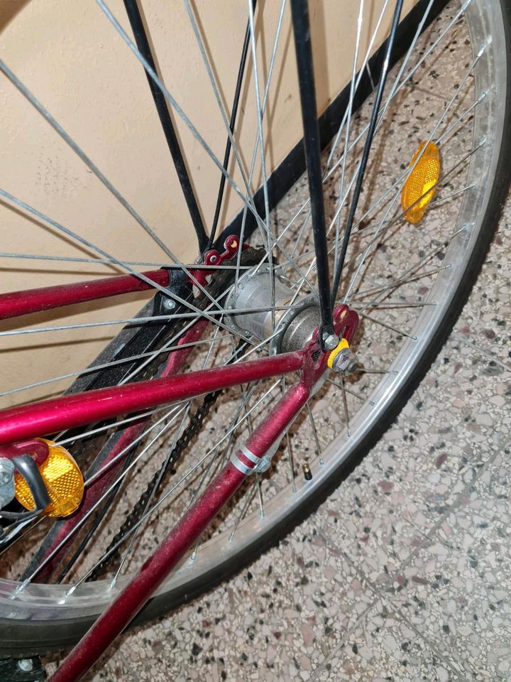 Damen Fahrrad Damen City Fahrrad 26 er Fahrbereit  3 Gang Shimano in Cremlingen