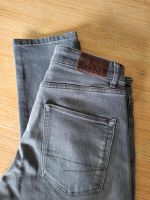 Jeans schwarz/grau von Esprit Gr. 31/34 slim Niedersachsen - Bad Nenndorf Vorschau