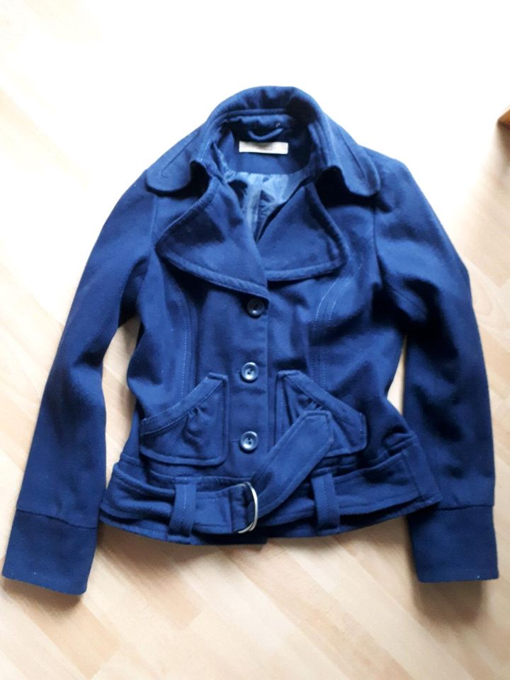 Moderner Vero Moda Damen Jacke / Mantel Größe 40/L in Ahlen