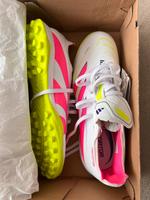PREDATOR LEAGUE TF FUSSBALLSCHUH Köln - Widdersdorf Vorschau