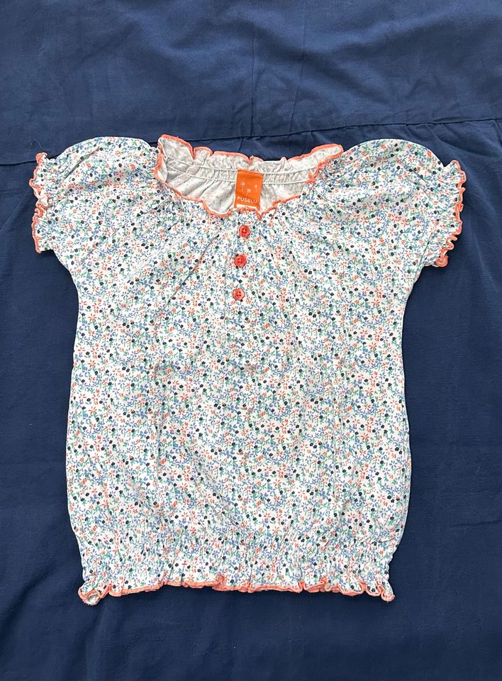 Mädchen Sommer T-Shirt Bluse mit bunten Blumen Größe 98 Pusblu in Bielefeld