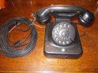Bakelit Telefon mit analogem Telefonanschluss Nordrhein-Westfalen - Siegburg Vorschau